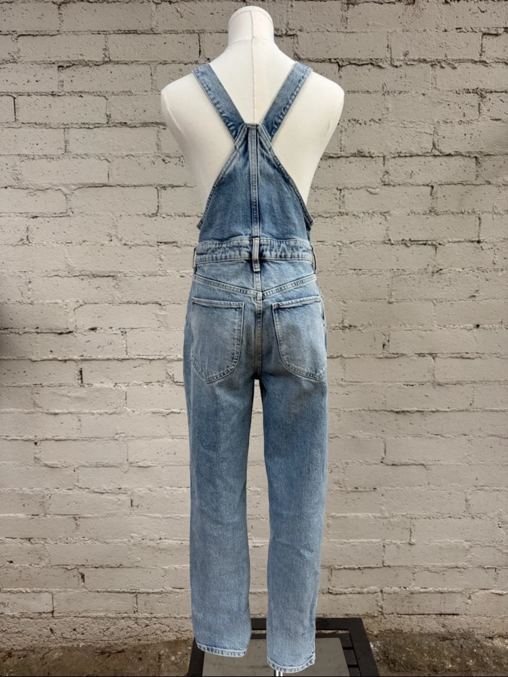 Free People We The Free Shelby Overalls Stone Beach Light Wash Size 27
